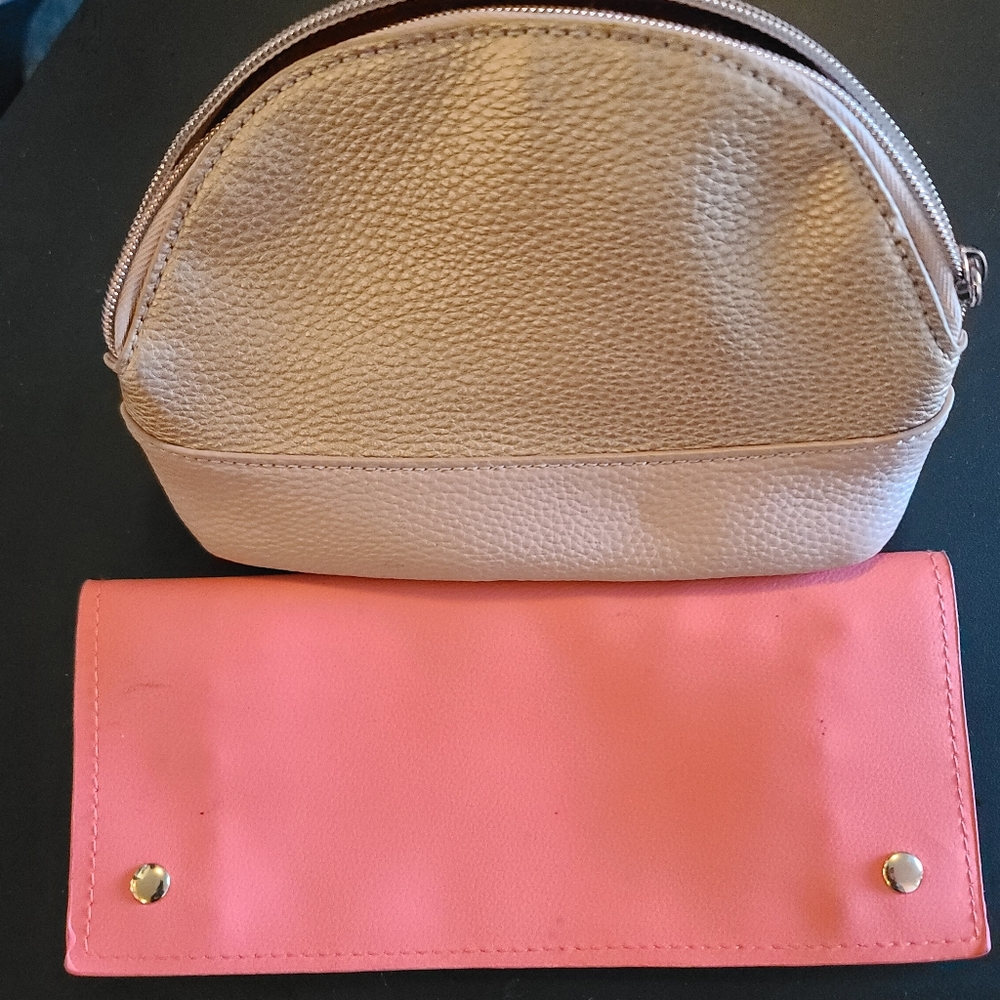 Old Navy cosmetic pouch
